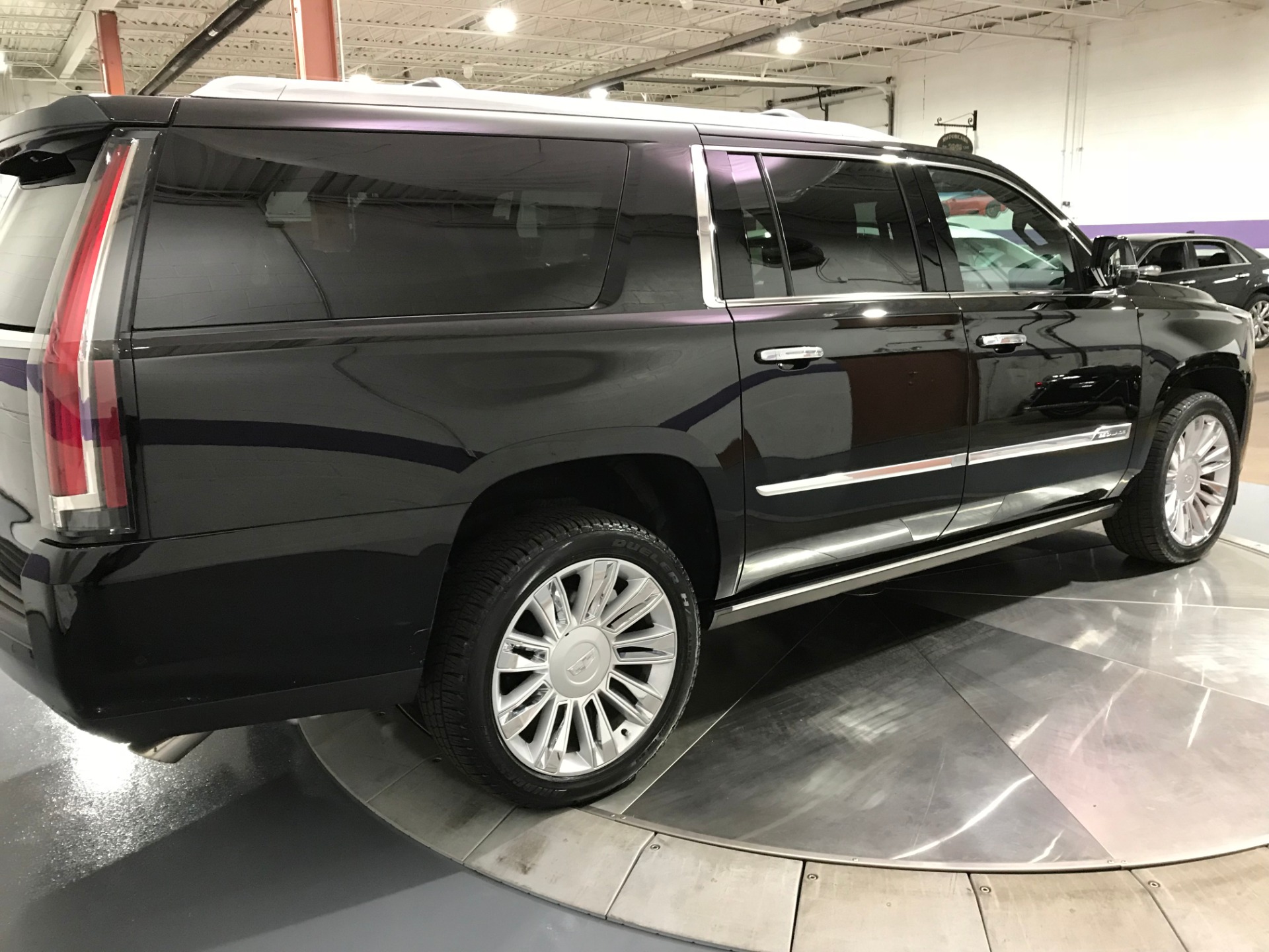 Cadillac escalade express