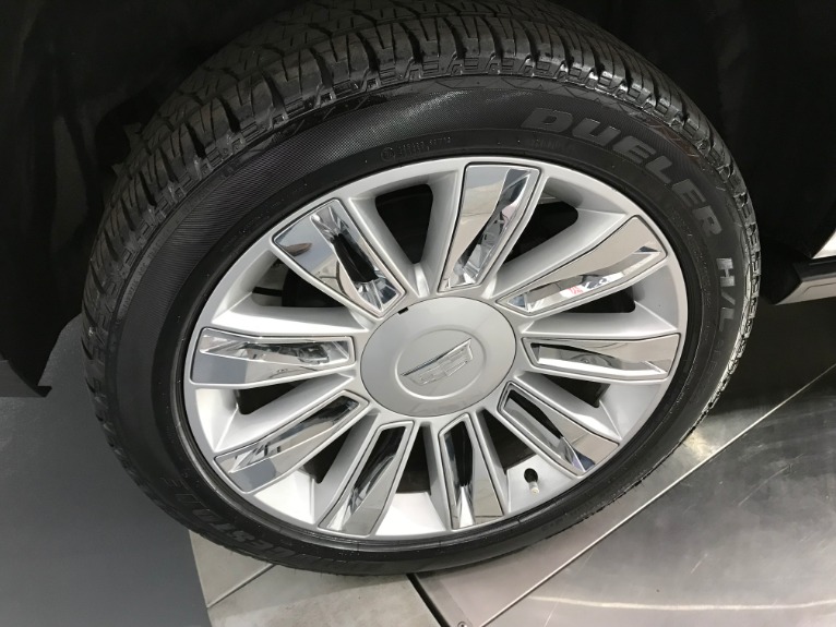Used-2017-Cadillac-Escalade-ESV-Platinum