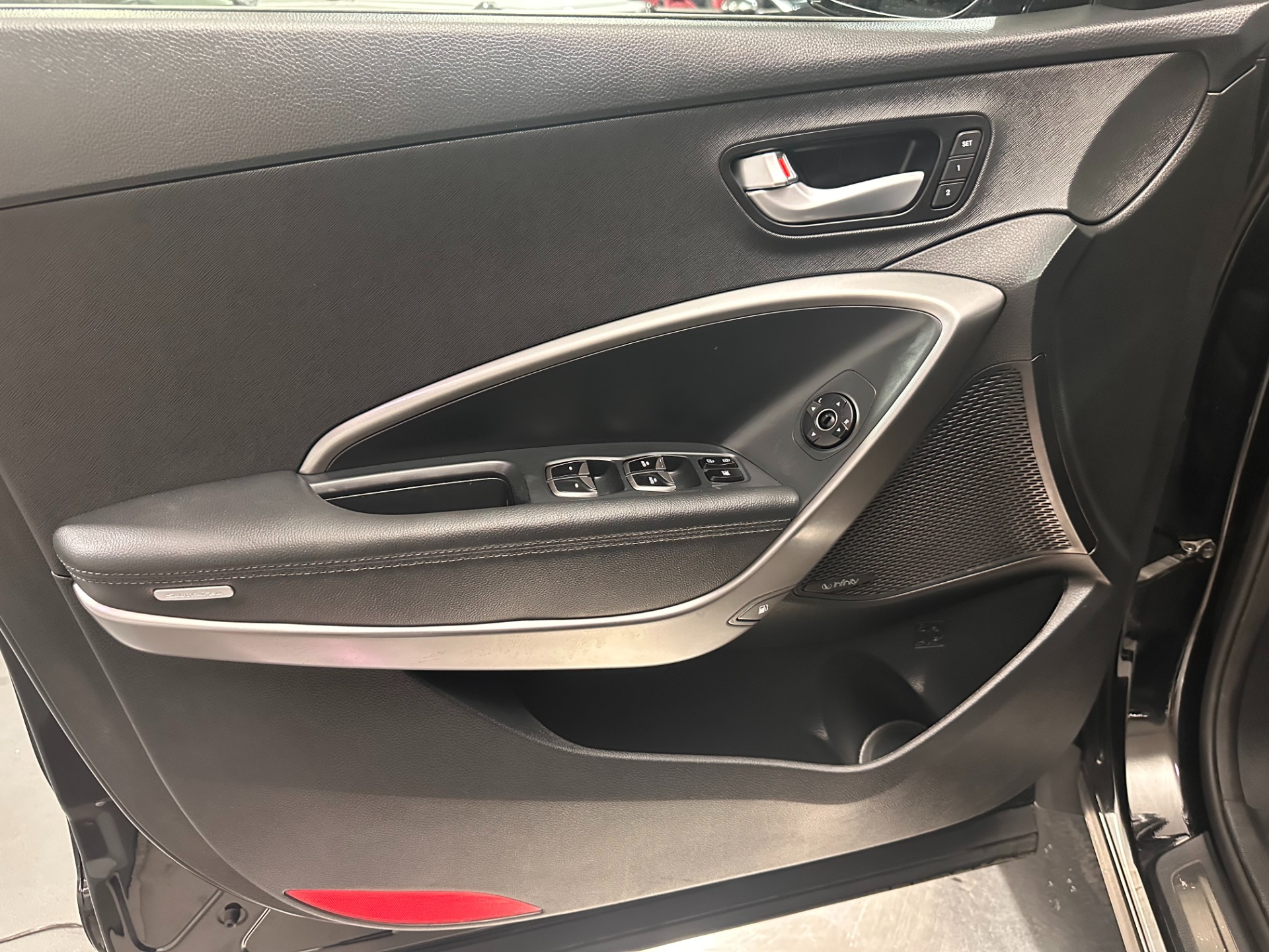 2019 Hyundai Santa Fe Limited Ultimate - Photo 11