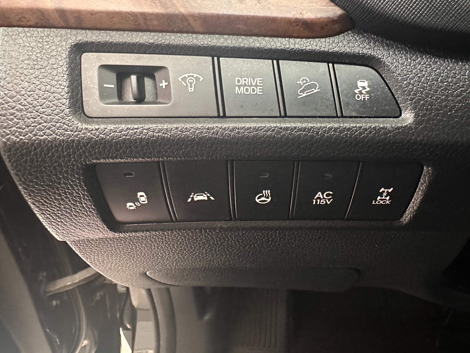 2019 Hyundai Santa Fe Limited Ultimate - Photo 16