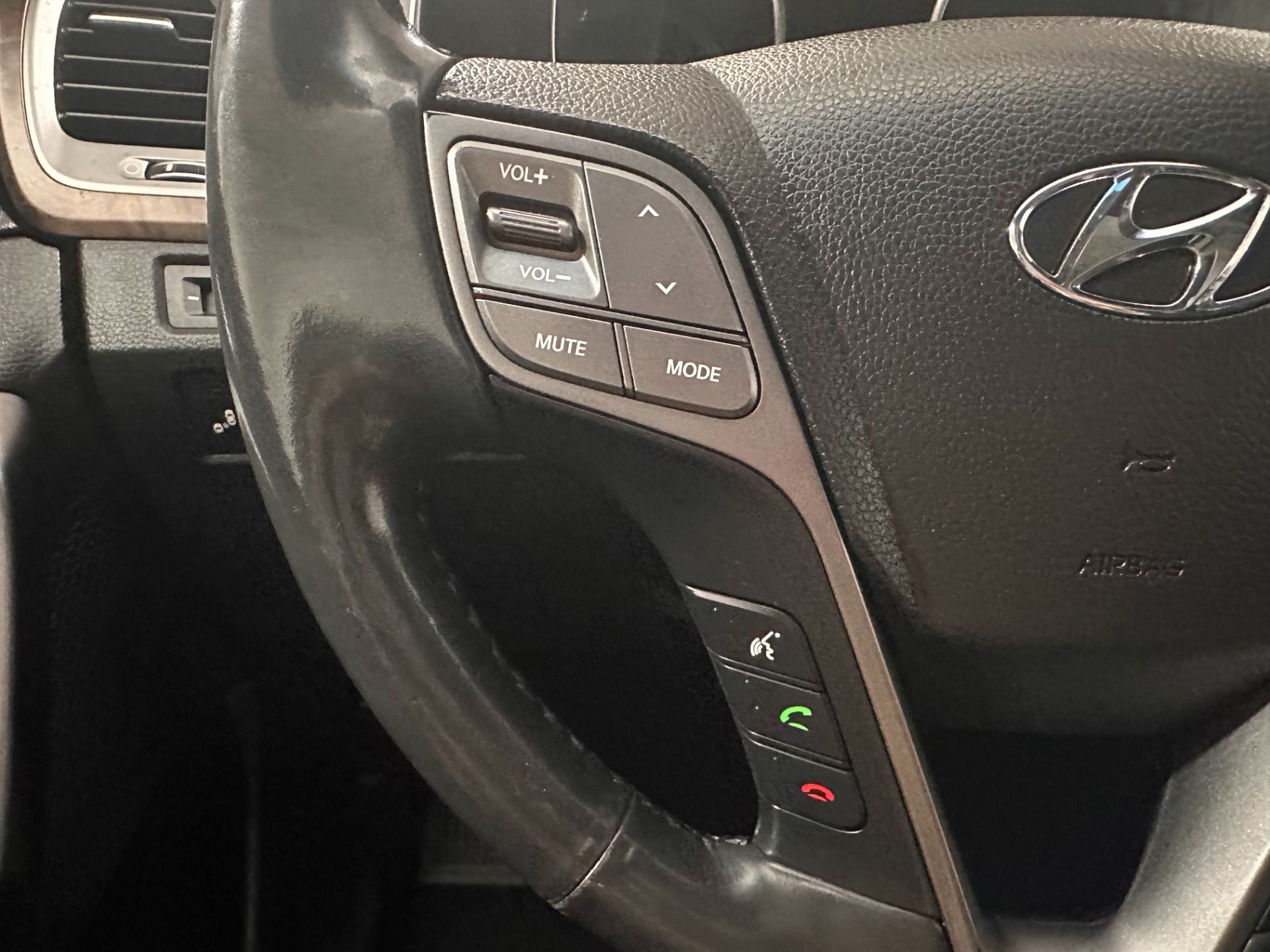2019 Hyundai Santa Fe Limited Ultimate - Photo 18