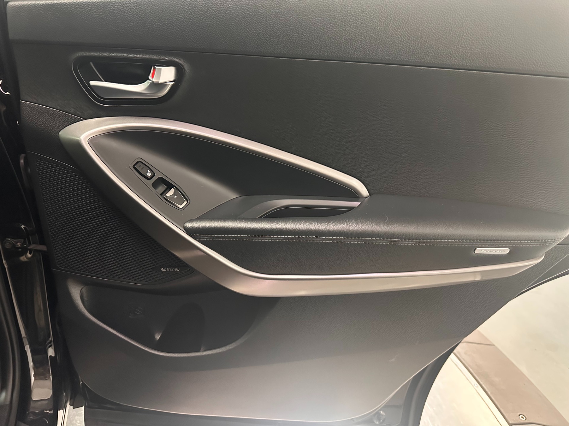 2019 Hyundai Santa Fe Limited Ultimate - Photo 34