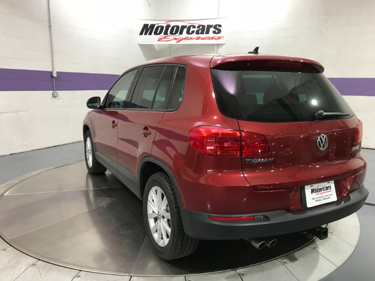 Used-2014-Volkswagen-Tiguan-S