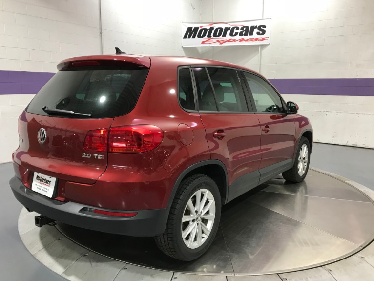 Used-2014-Volkswagen-Tiguan-S
