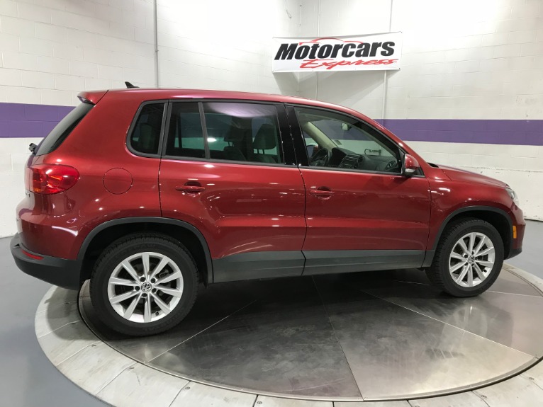 Used-2014-Volkswagen-Tiguan-S