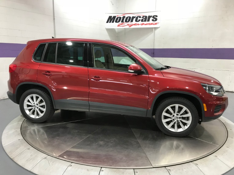 Used-2014-Volkswagen-Tiguan-S