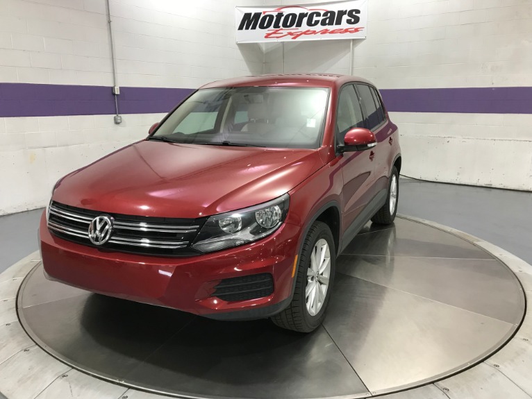 Used-2014-Volkswagen-Tiguan-S