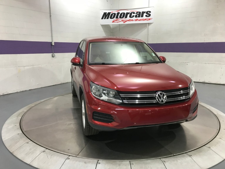 Used-2014-Volkswagen-Tiguan-S