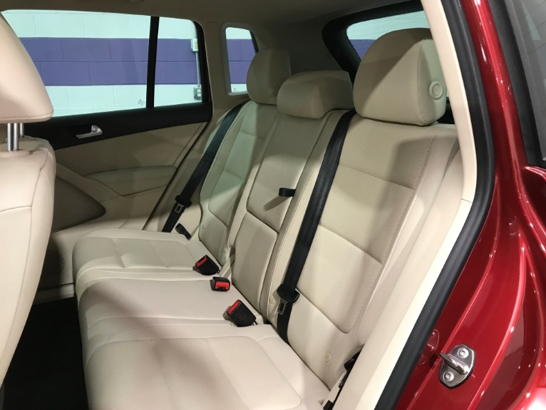 Used-2014-Volkswagen-Tiguan-S