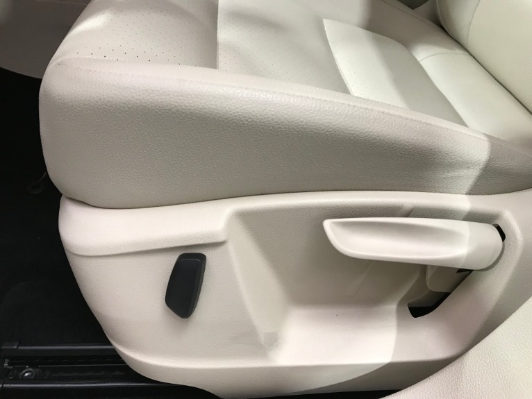 Used-2014-Volkswagen-Tiguan-S