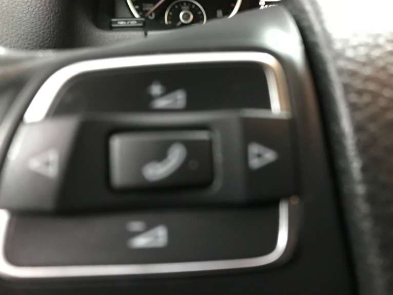 Used-2014-Volkswagen-Tiguan-S
