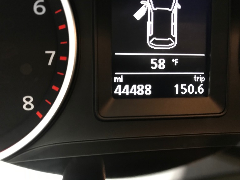 Used-2014-Volkswagen-Tiguan-S