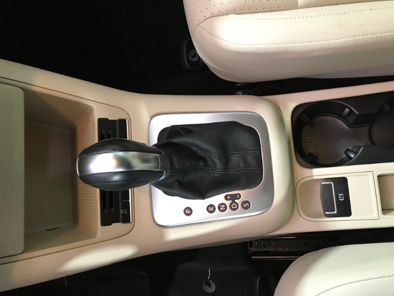 Used-2014-Volkswagen-Tiguan-S