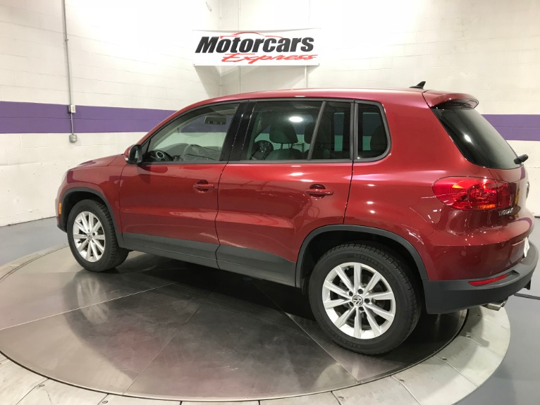 Used-2014-Volkswagen-Tiguan-S