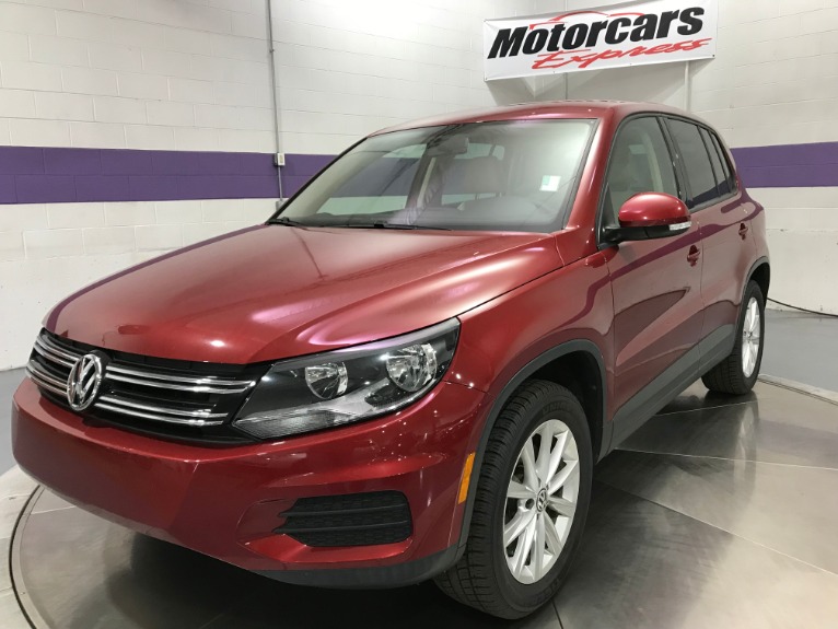 Used-2014-Volkswagen-Tiguan-S