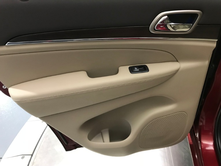 Used-2015-Jeep-Grand-Cherokee-Overland-4X4