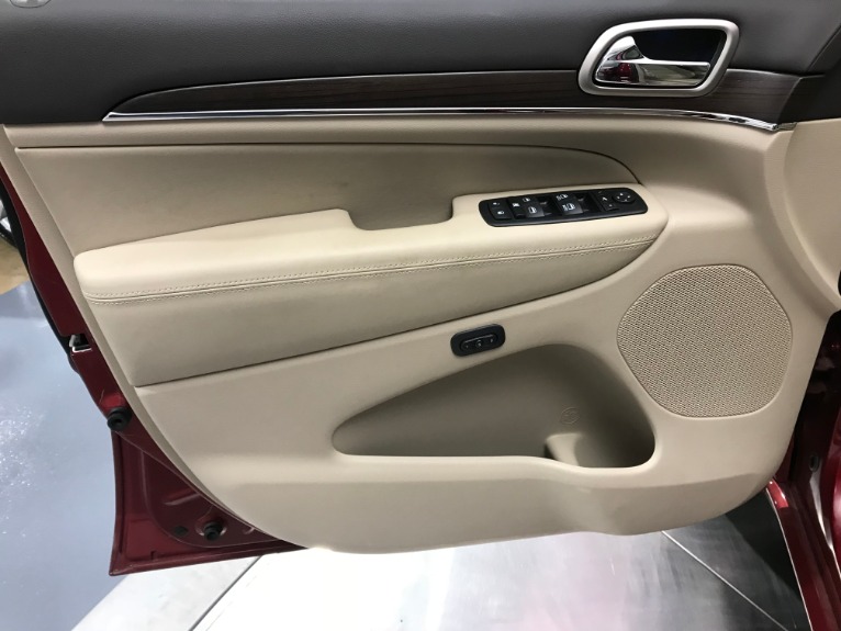 Used-2015-Jeep-Grand-Cherokee-Overland-4X4