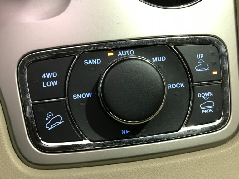 Used-2015-Jeep-Grand-Cherokee-Overland-4X4