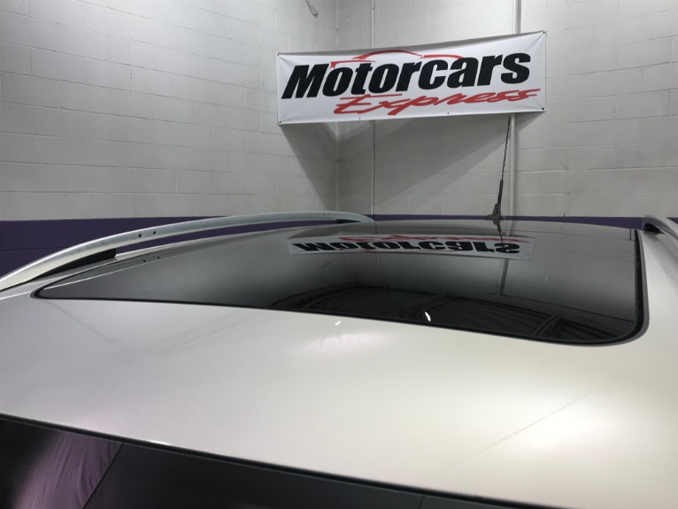 Used-2010-Volkswagen-Tiguan-SE-4Motion