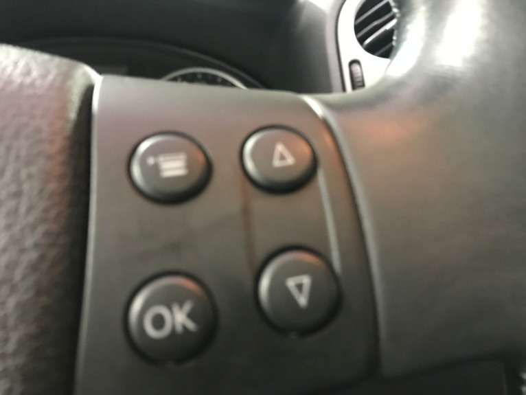 Used-2010-Volkswagen-Tiguan-SE-4Motion