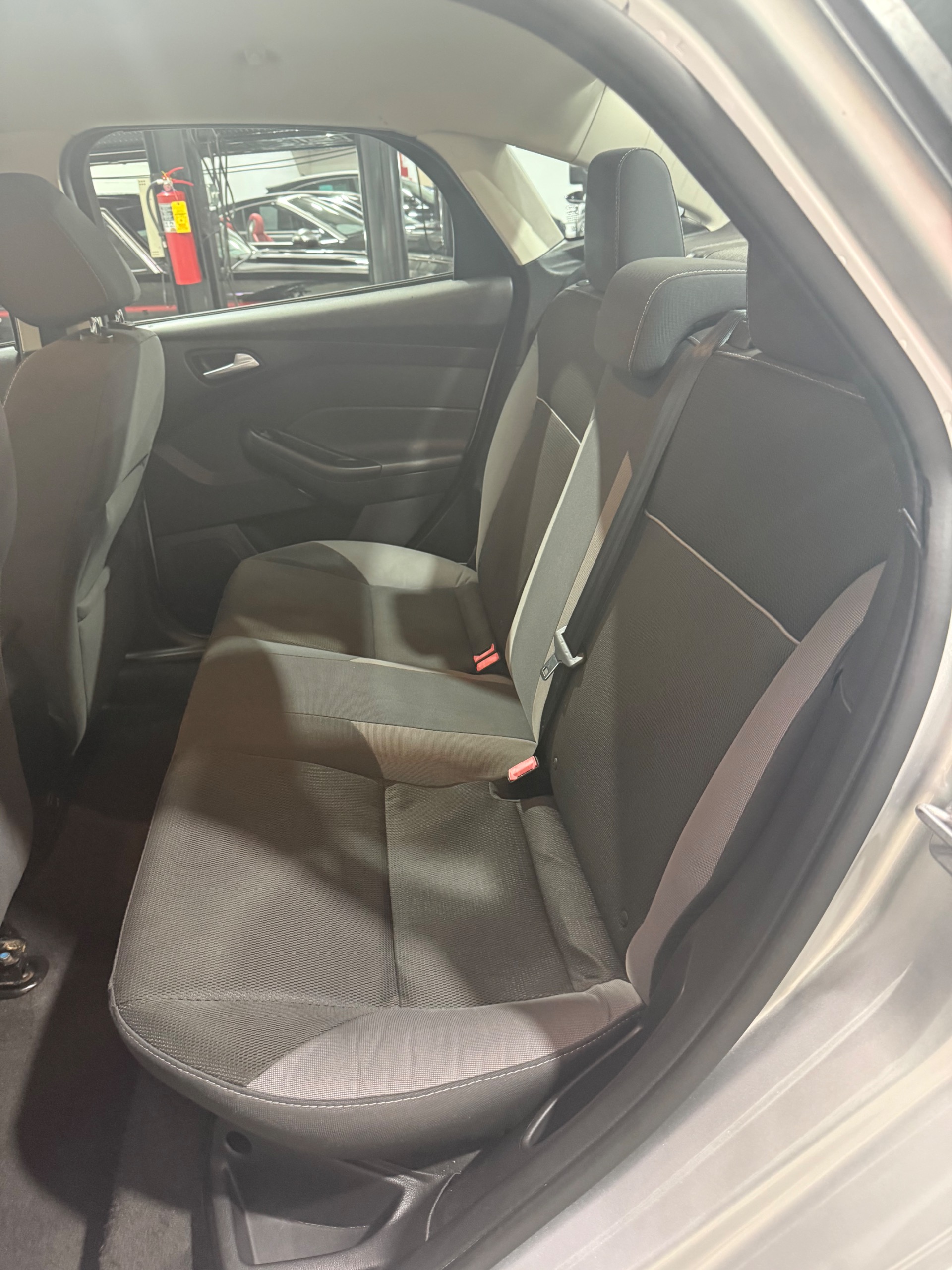 2014 Ford Focus SE - Photo 32