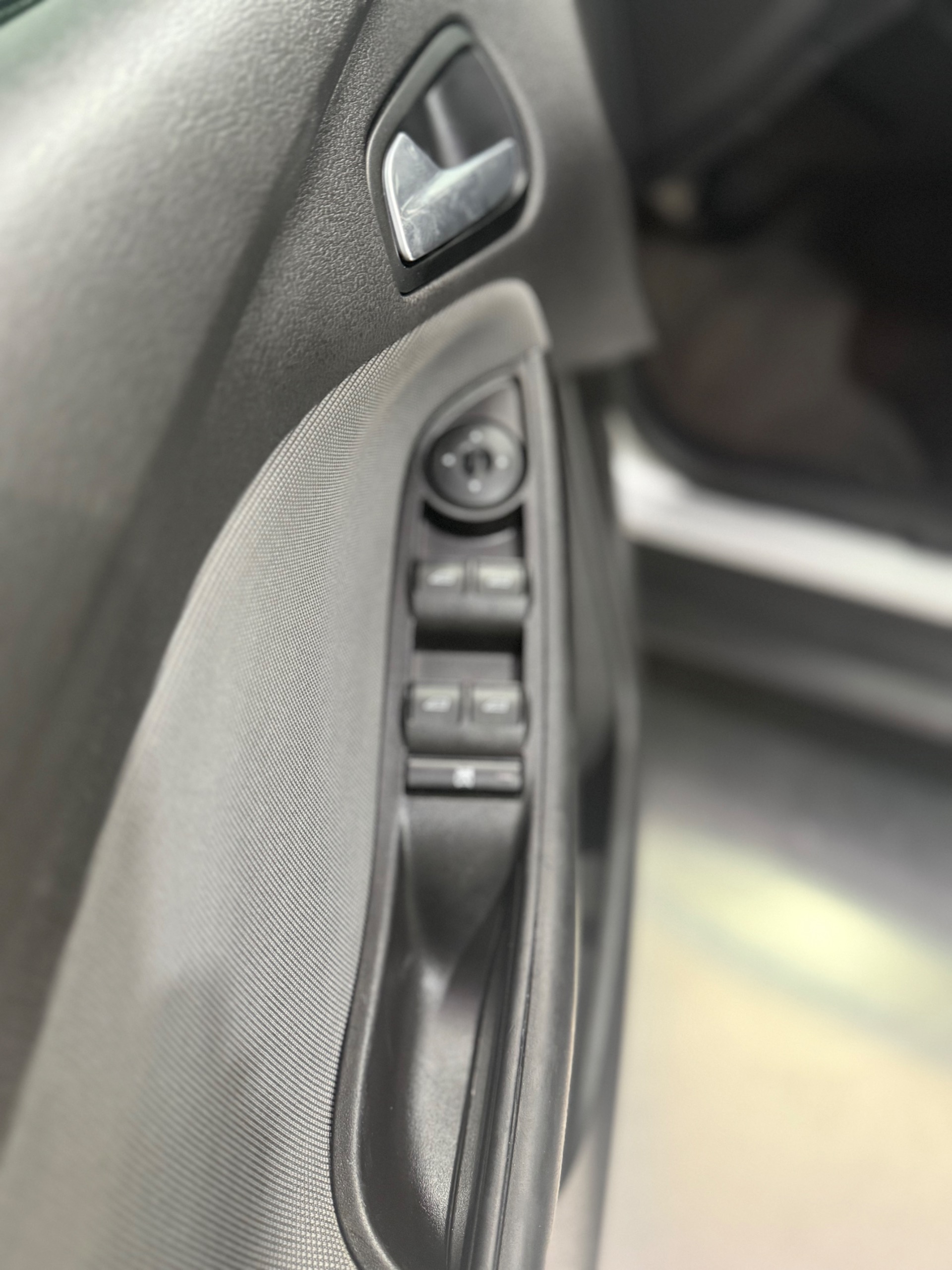 2014 Ford Focus SE - Photo 9