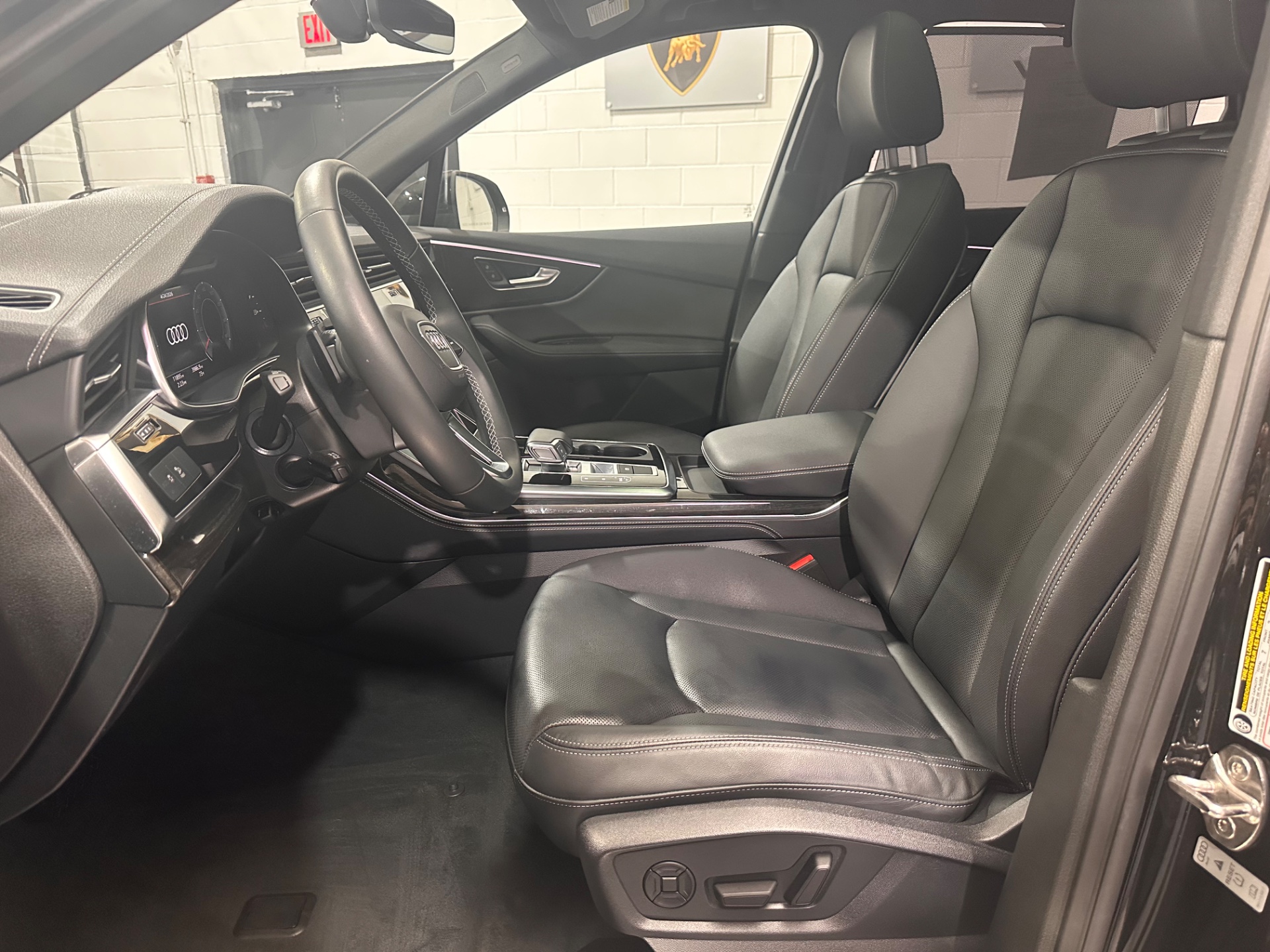 2025 Audi Q7 Premium Plus - Photo 10