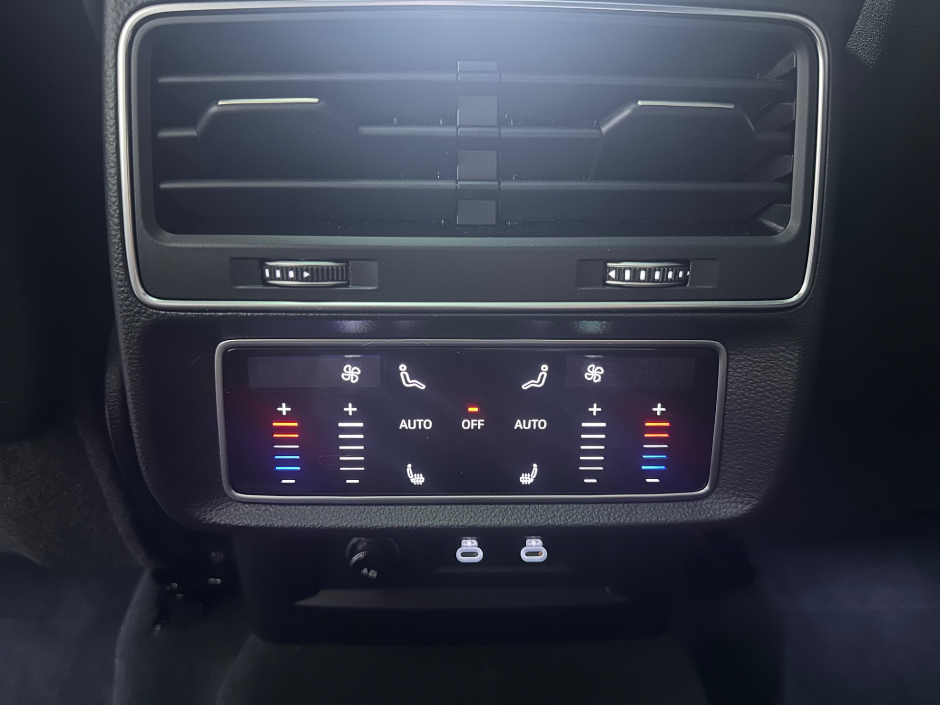 2025 Audi Q7 Premium Plus - Photo 22