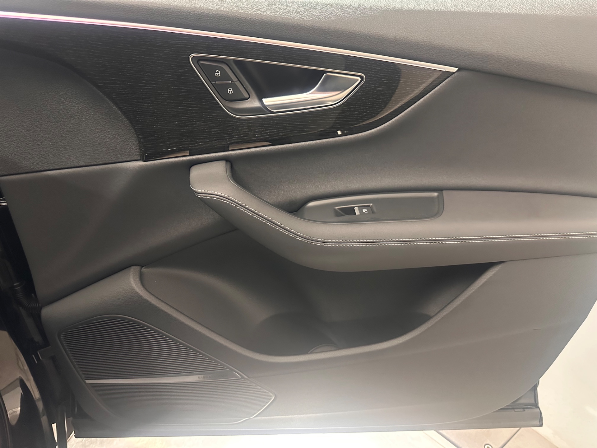 2025 Audi Q7 Premium Plus - Photo 25