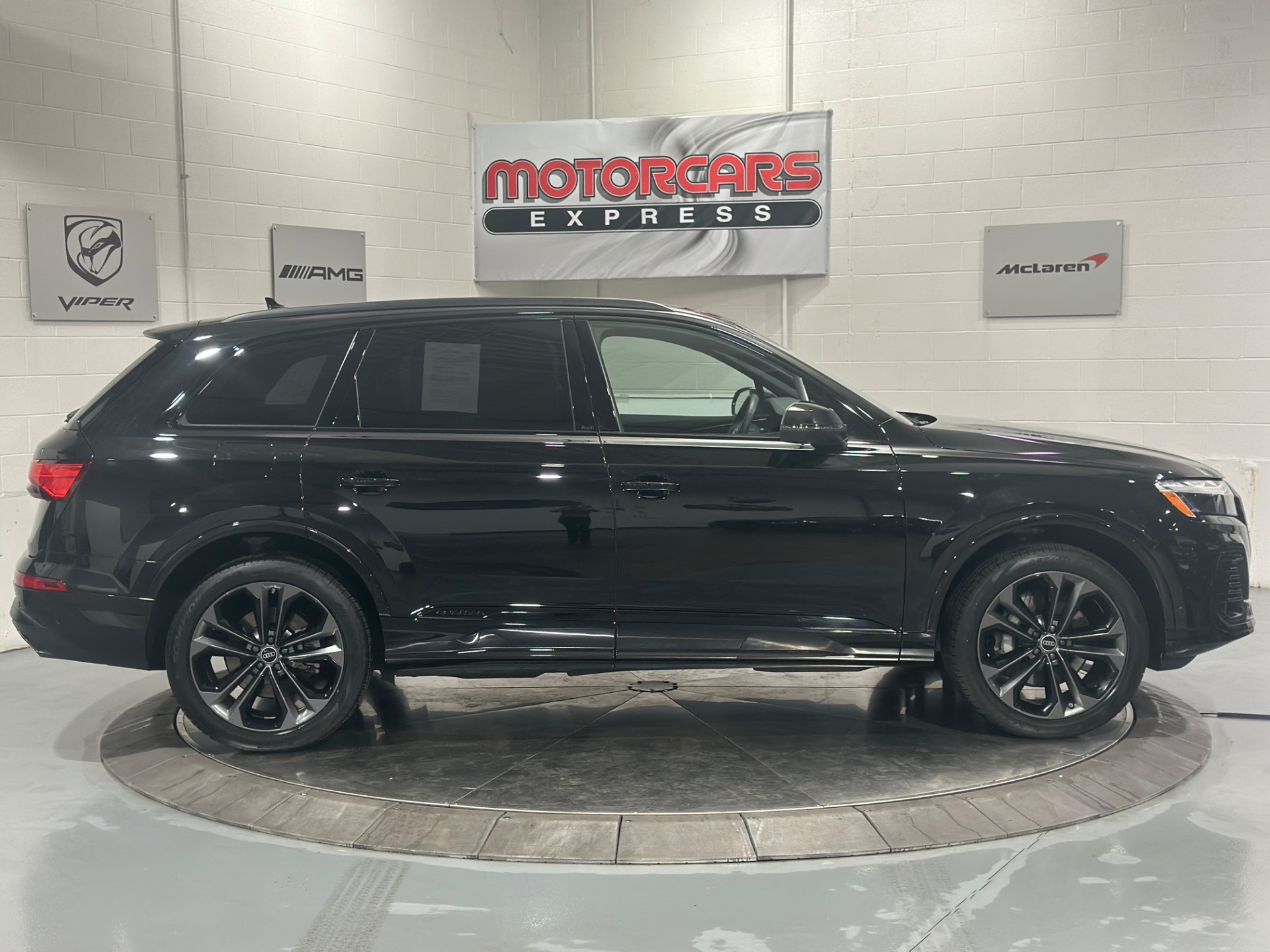 2025 Audi Q7 Premium Plus - Photo 6