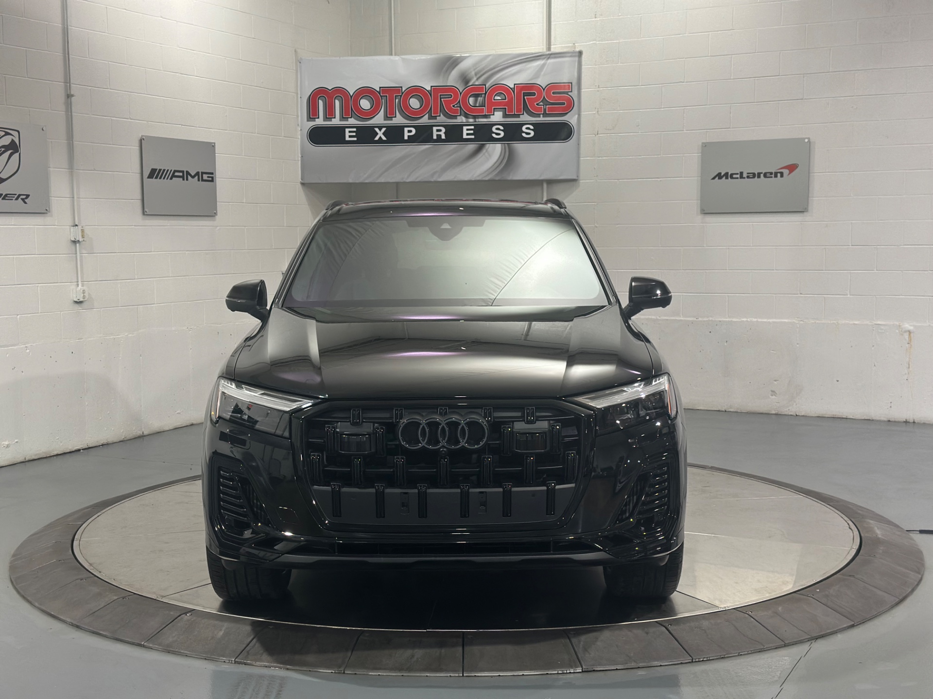 2025 Audi Q7 Premium Plus - Photo 8