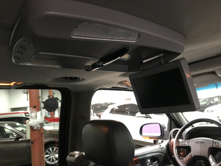 Used-2004-GMC-Envoy-XL-SLT-4X4