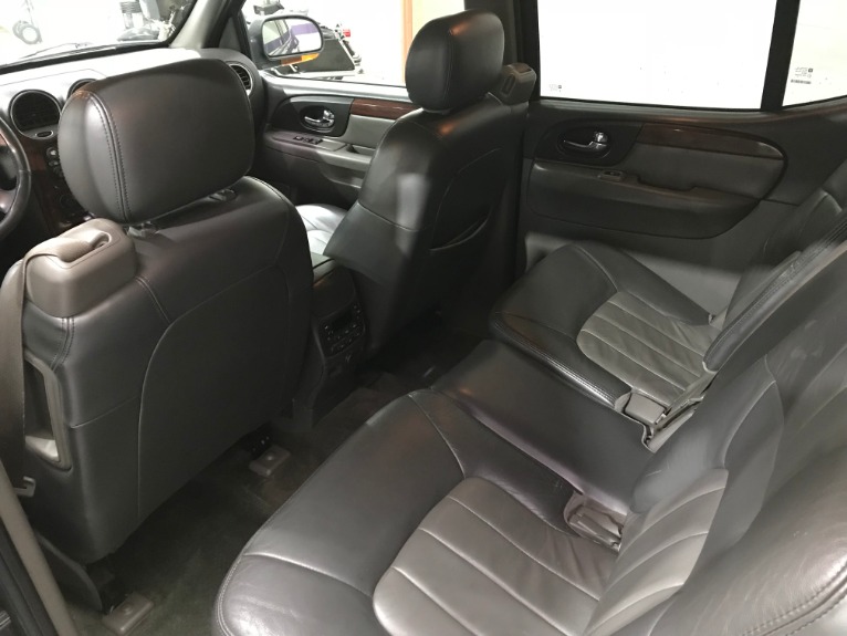 Used-2004-GMC-Envoy-XL-SLT-4X4