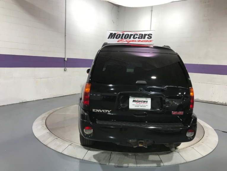 Used-2004-GMC-Envoy-XL-SLT-4X4
