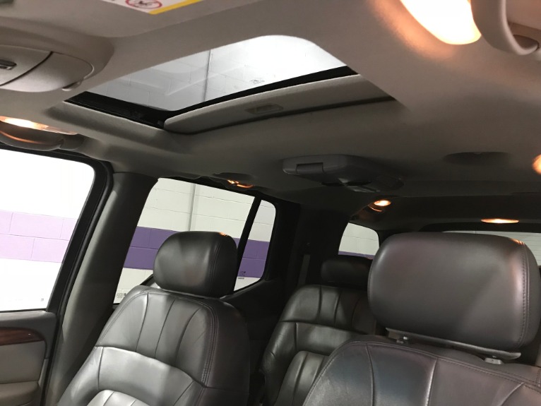 Used-2004-GMC-Envoy-XL-SLT-4X4