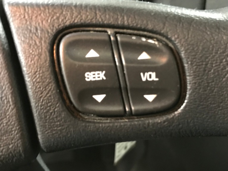 Used-2004-GMC-Envoy-XL-SLT-4X4