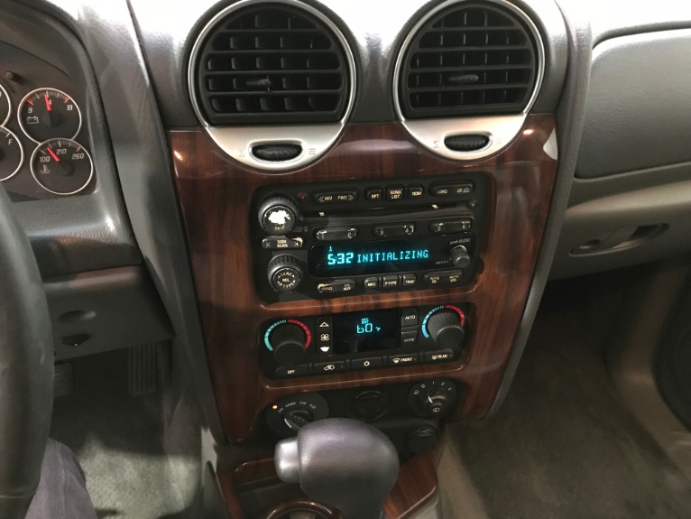 Used-2004-GMC-Envoy-XL-SLT-4X4