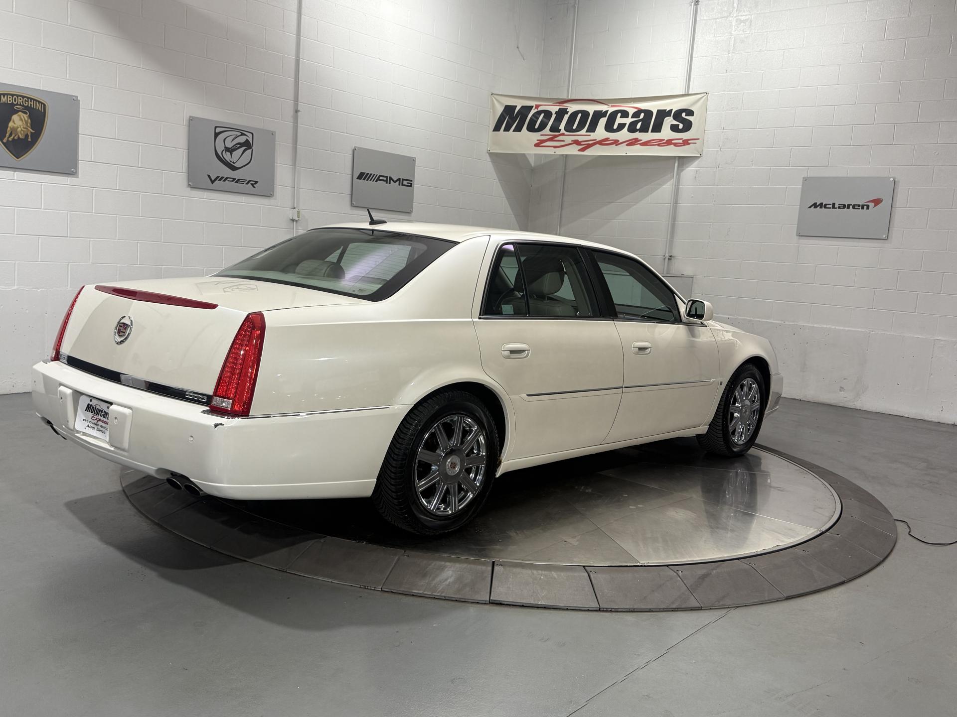 2008 Cadillac DTS Luxury photo 5