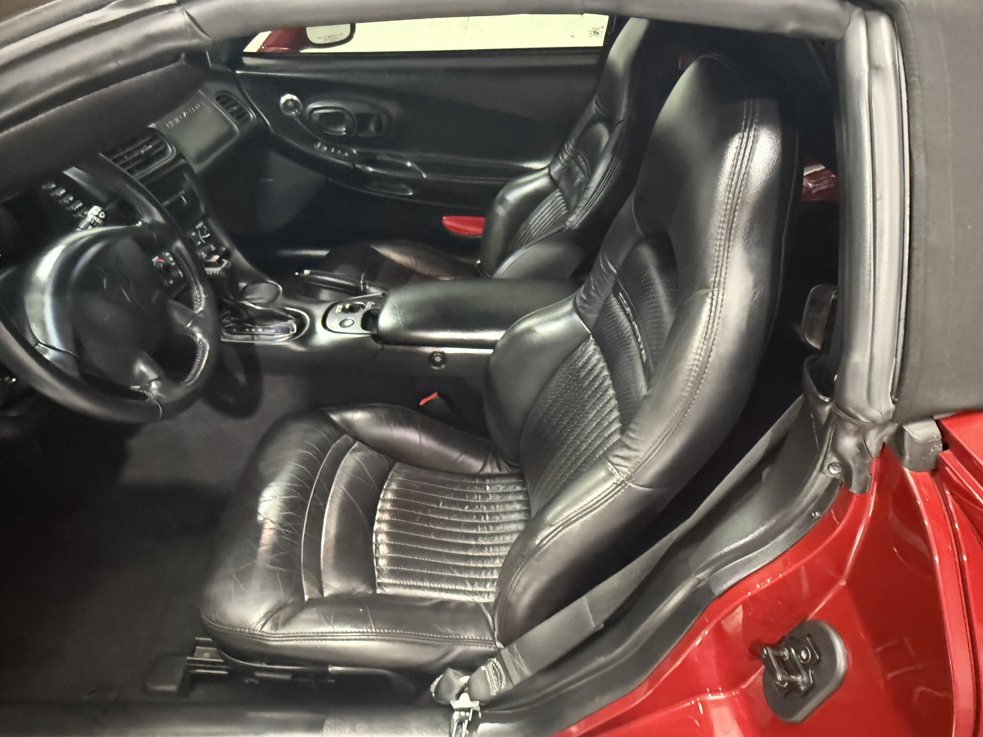 2004 Chevrolet Corvette photo 10