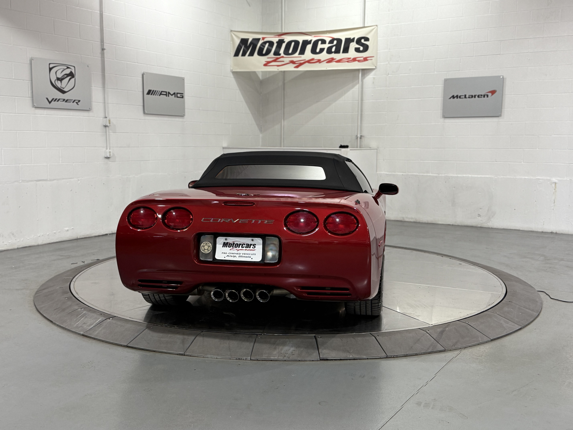 2004 Chevrolet Corvette photo 4