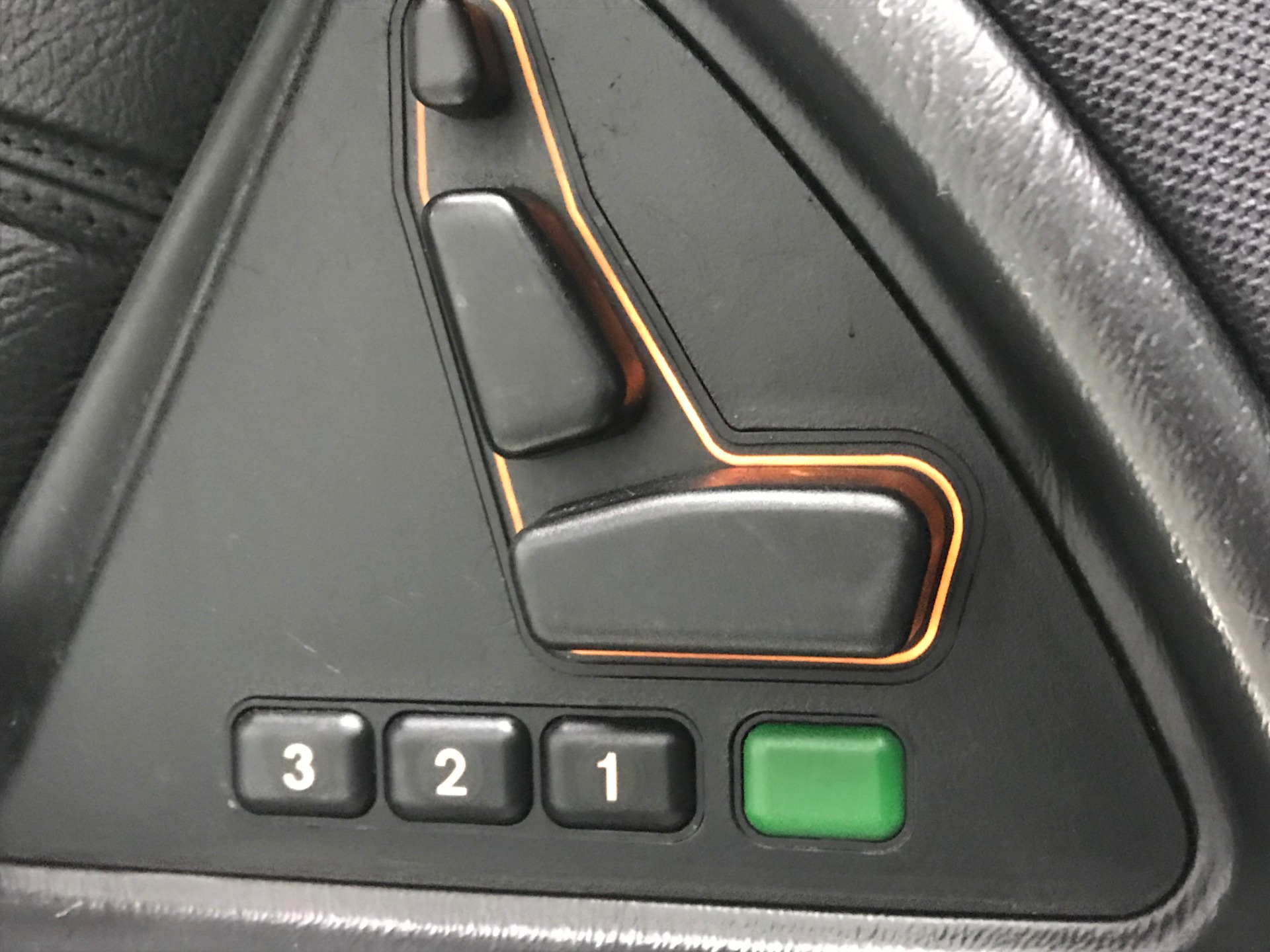 Used-1999-Mercedes-Benz-SL-Class-SL-500