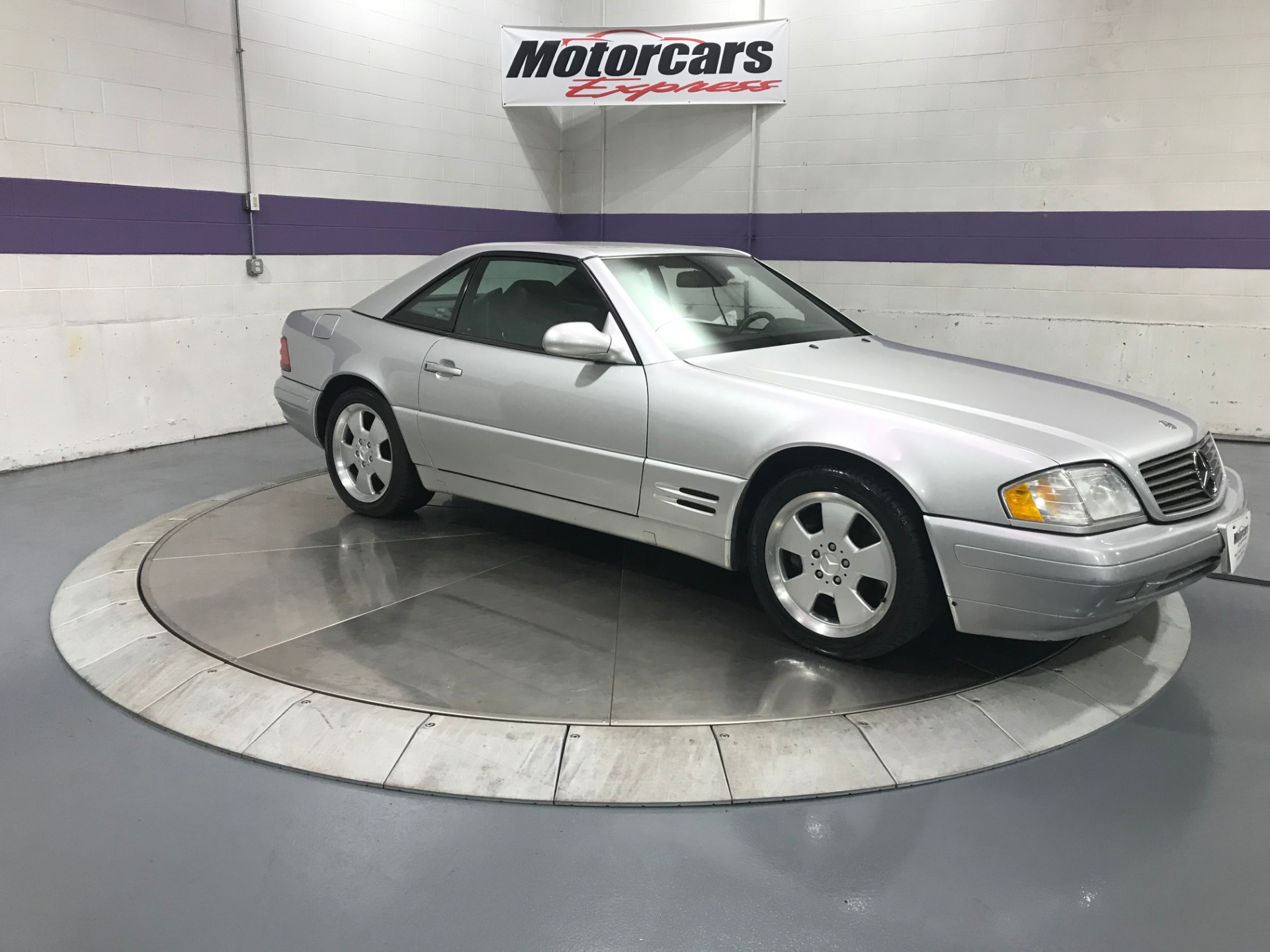 Used-1999-Mercedes-Benz-SL-Class-SL-500