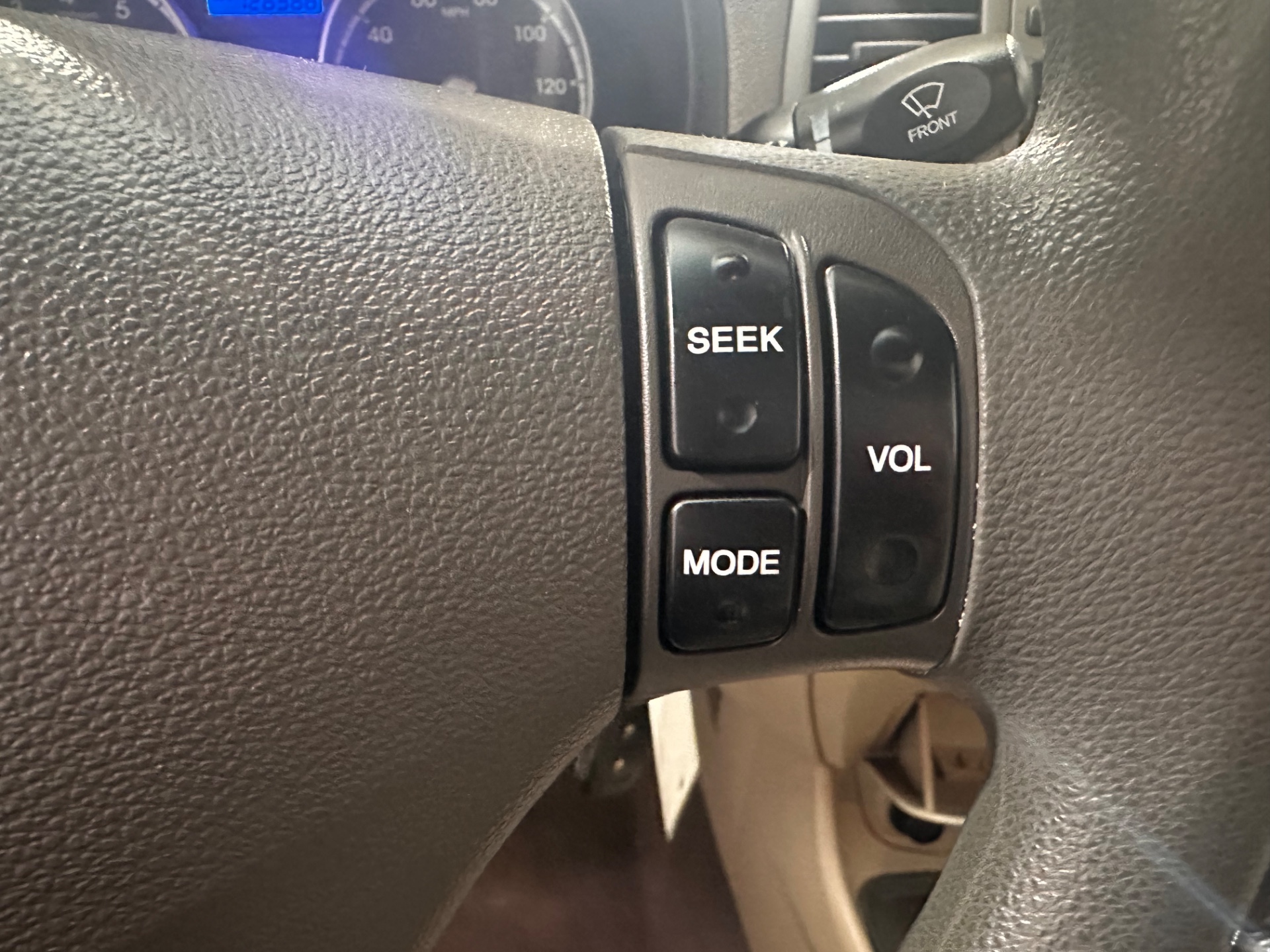 2011 Hyundai Accent GLS - Photo 13