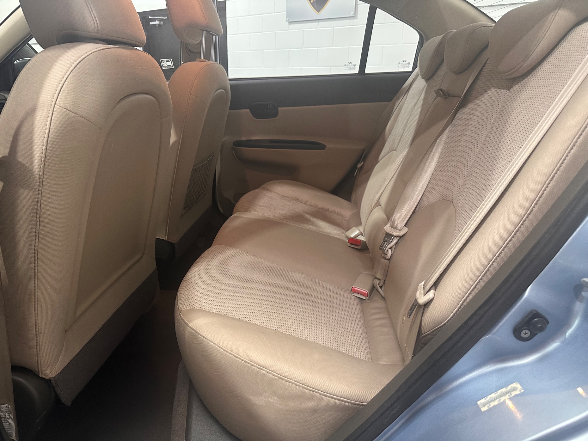 2011 Hyundai Accent GLS - Photo 18