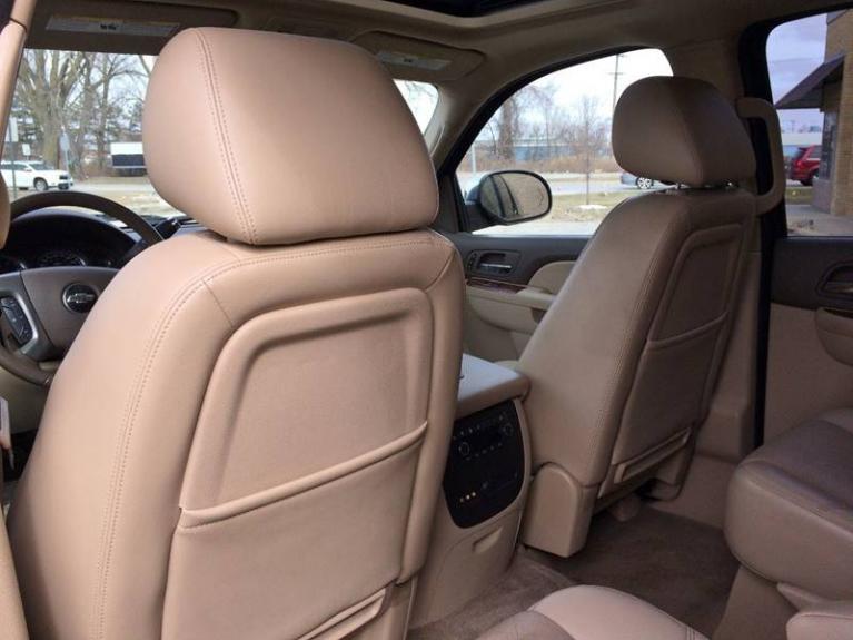 Used-2010-Chevrolet-Suburban-LTZ-1500-4x4-4dr-SUV