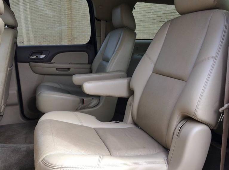 Used-2010-Chevrolet-Suburban-LTZ-1500-4x4-4dr-SUV