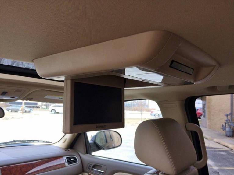 Used-2010-Chevrolet-Suburban-LTZ-1500-4x4-4dr-SUV