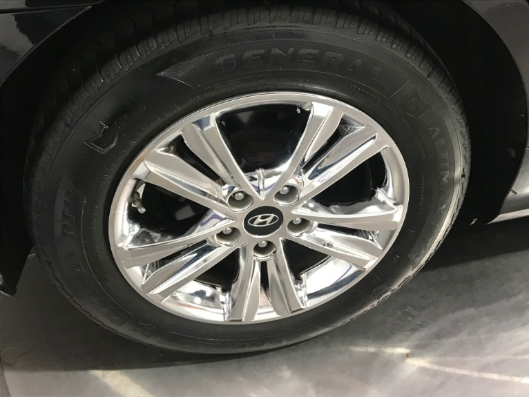 Used-2012-Hyundai-Sonata-GLS
