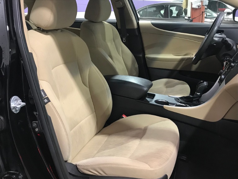 Used-2012-Hyundai-Sonata-GLS