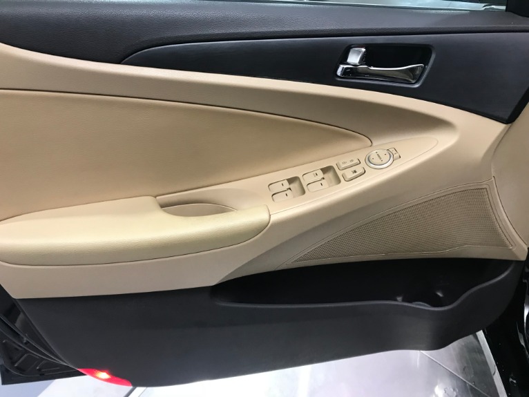 Used-2012-Hyundai-Sonata-GLS